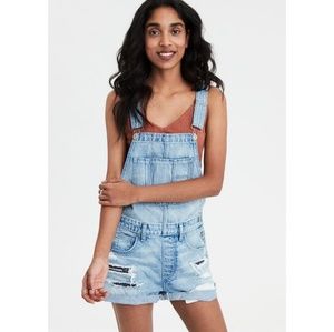 American Eagle Tomgirl Denim Short Overalls